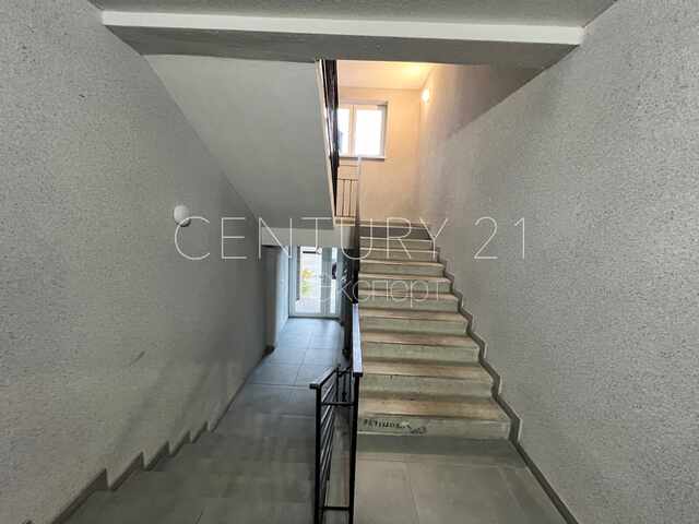 2-комнатная квартира 47.5 м² — Пионерский, Октябрьская, 2Б — фото 18