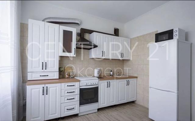 1-комнатная квартира 39 м² в аренду — Калининград, Колхозная, дом 9 — фото 5