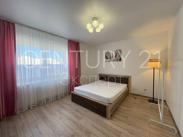 1-комнатная квартира 40 м² в аренду — Калининград, Согласия, дом 36 — фото 1