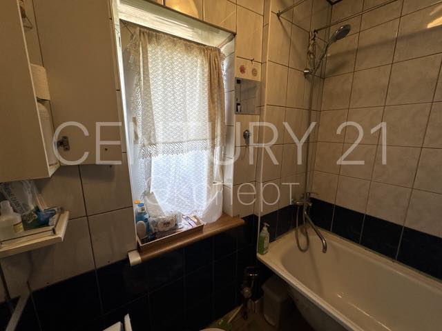 1-комнатная квартира 31.5 м² — Калининград, переулок Ялтинский, дом 24 — снимок 12