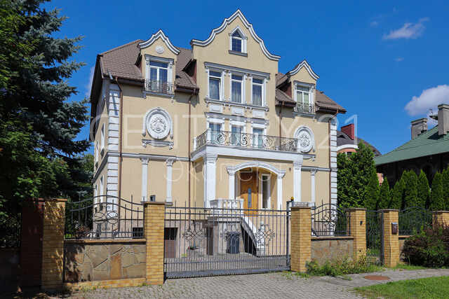 Дом 1100 м² — Калининград, Д.Бедного, дом 11 — фото 2